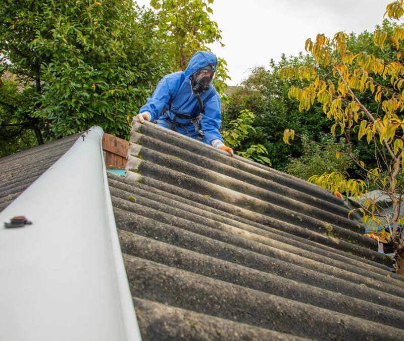 Asbest vloerbedekking laten verwijderen